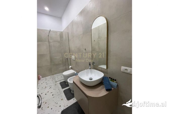 Shtepi ne shitje 1+1 ne Durres - 105,000 Euro