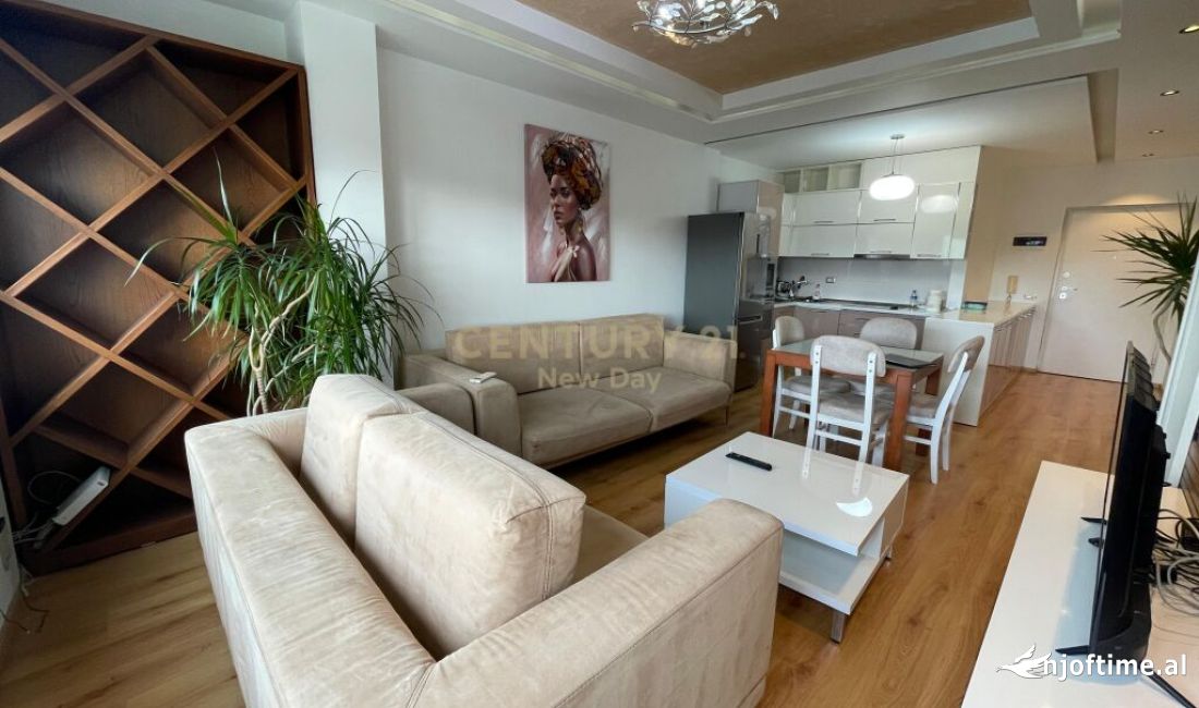 Shtepi ne shitje Apartament ne Durres, 2+1, Mobilimi E mobiluar, Pagesa 165,000  Euro.