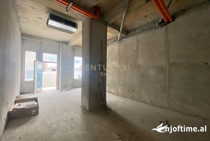 Ambient biznesi ne shitje 1+1 ne Durres - 100,000 Euro