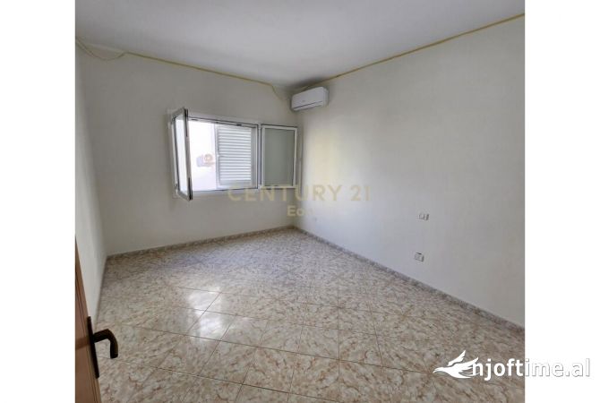 Shtepi ne shitje 1+1 ne Durres - 72,000 Euro