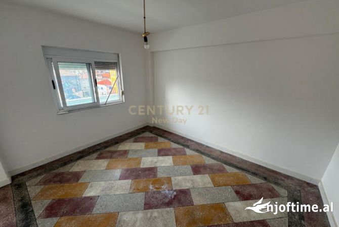Shtepi ne shitje 2+1 ne Durres - 110,000 Euro