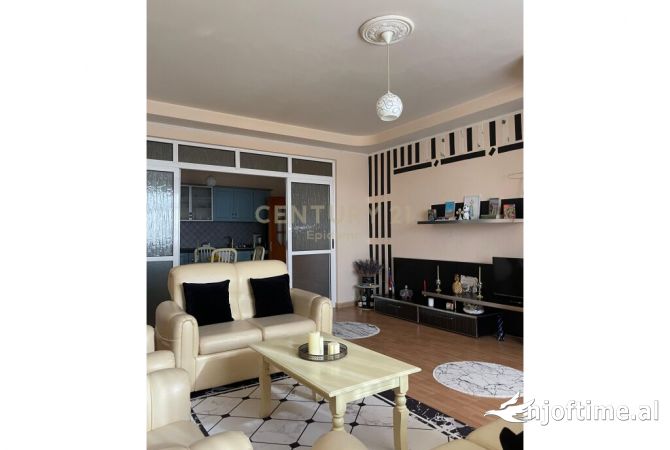 Shtepi ne shitje 2+1 ne Durres - 150,000 Euro