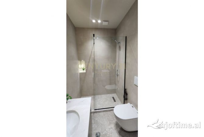 Shtepi ne shitje Apartament ne Durres, 1+1, Mobilimi E mobiluar, Pagesa 120,000  Euro.