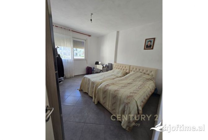 Shtepi ne shitje Apartament ne Durres, 1+1, Mobilimi Pjeserisht e mobiluar, Pagesa 95,000  Euro.