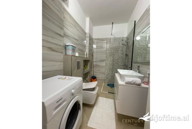 Shtepi ne shitje Apartament ne Durres, 1+1, Mobilimi E mobiluar, Pagesa 100,000  Euro.