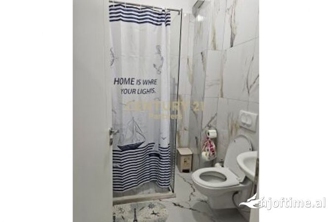 Shtepi ne shitje Apartament ne Durres, 1+1, Mobilimi E mobiluar, Pagesa 110,000  Euro.