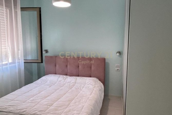 Shtepi ne shitje Vila Luksoze ne Durres, 3+1, Mobilimi E mobiluar, Pagesa 550,000  Euro.