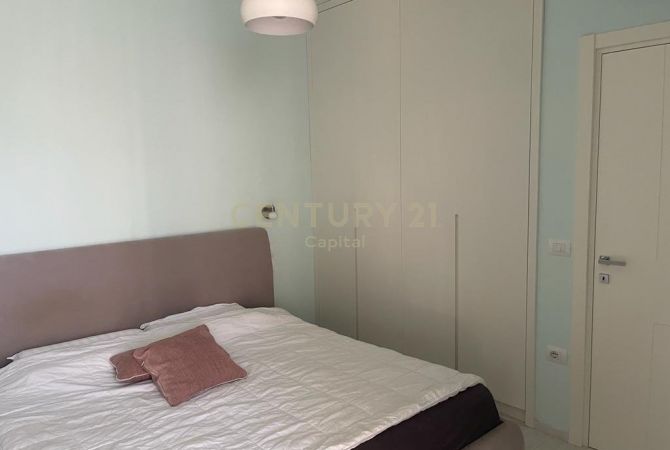 Shtepi ne shitje Vila Luksoze ne Durres, 3+1, Mobilimi E mobiluar, Pagesa 550,000  Euro.