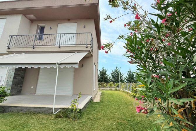 Shtepi ne shitje Vila Luksoze ne Durres, 3+1, Mobilimi E mobiluar, Pagesa 440,000  Euro.