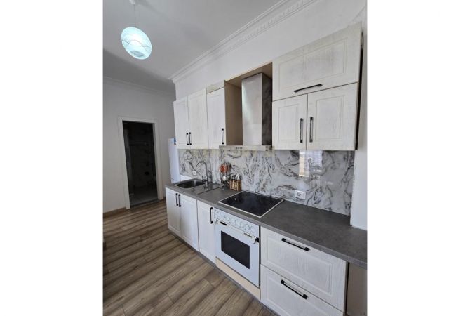 Shtepi ne shitje Apartament ne Durres, 1+1, Mobilimi E mobiluar, Pagesa 98,000  Euro.