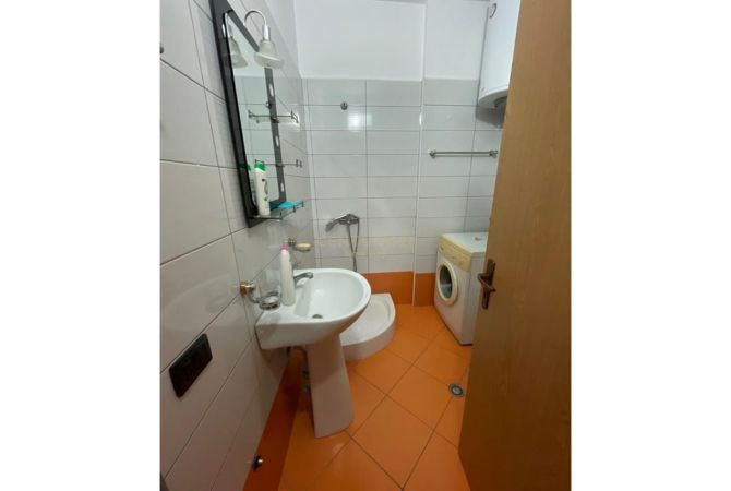 Apartment for sale in Durres 1+1, In Part