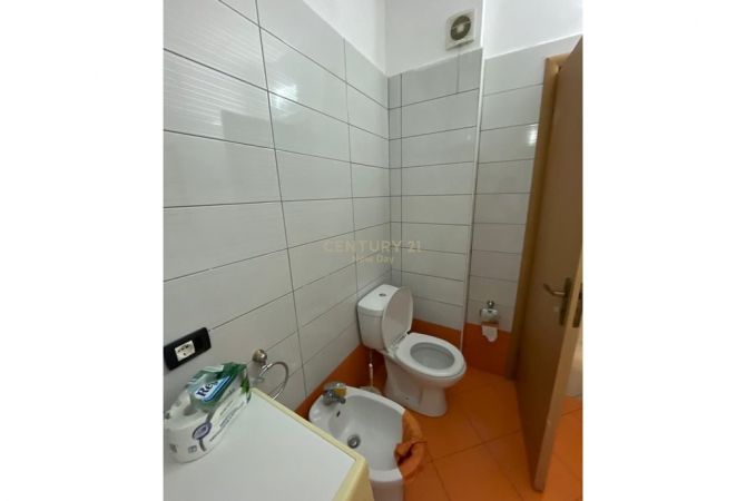 Apartment for sale in Durres 1+1, In Part