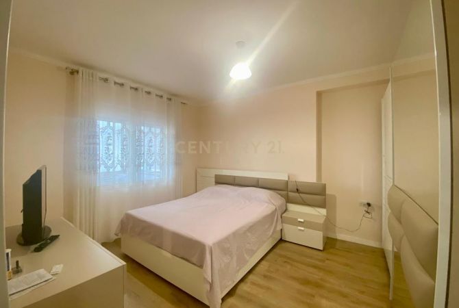 Shtepi ne shitje Apartament ne Durres, 1+1, Mobilimi E mobiluar, Pagesa 100,000  Euro.