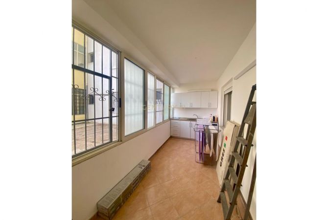 Shtepi ne shitje Apartament ne Durres, 1+1, Mobilimi E mobiluar, Pagesa 100,000  Euro.