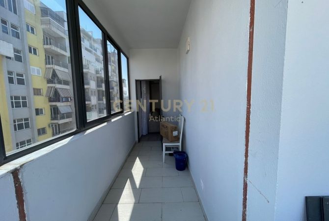 Shtepi ne shitje Apartament ne Durres, 1+1, Mobilimi E mobiluar, Pagesa 85,000  Euro.