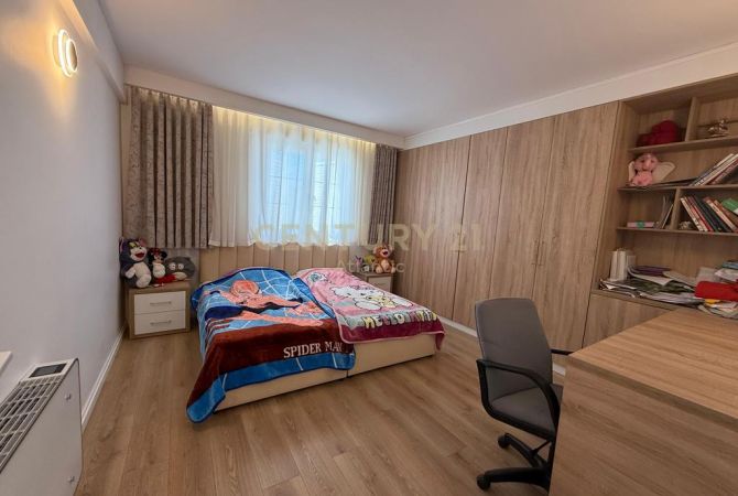 Shtepi ne shitje Apartament ne Durres, 2+1, Mobilimi E mobiluar, Pagesa 500,000  Euro.