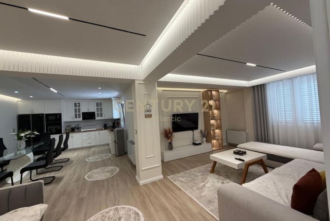 Shtepi ne shitje Apartament ne Durres, 2+1, Mobilimi E mobiluar, Pagesa 500,000  Euro.