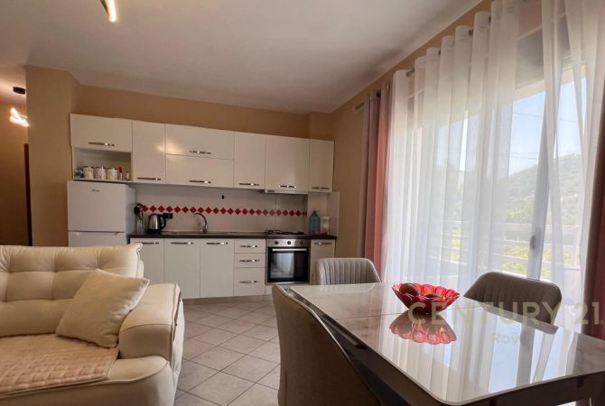 Shtepi ne shitje Apartament ne Durres, 1+1, Mobilimi E mobiluar, Pagesa 59,000  Euro.