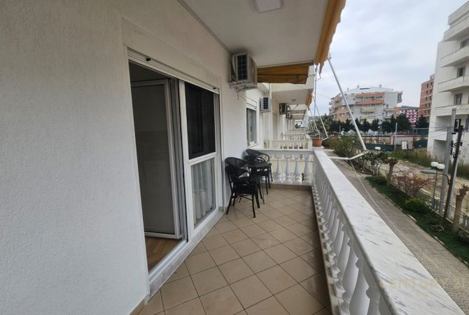 Shtepi ne shitje Apartament ne Durres, 2+1, Mobilimi E mobiluar, Pagesa 110,000  Euro.