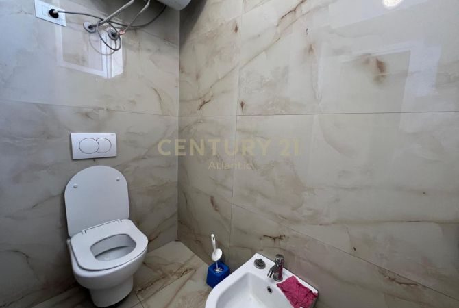 Shtepi ne shitje Apartament ne Durres, 1+1, Mobilimi E mobiluar, Pagesa 72,000  Euro.