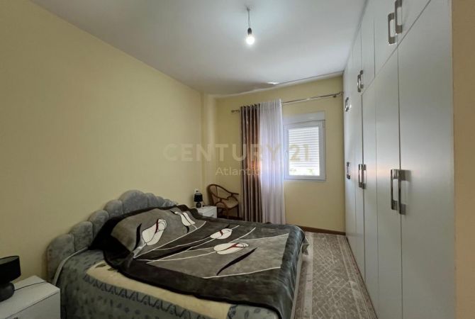 Shtepi ne shitje Apartament ne Durres, 1+1, Mobilimi E mobiluar, Pagesa 72,000  Euro.