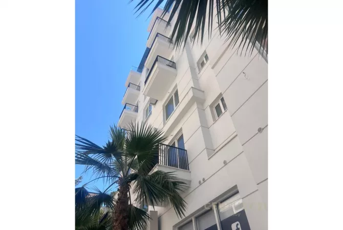 Shtepi ne shitje Apartament ne Durres, 2+1, Mobilimi Bosh, pa mobiluar, Pagesa 202,275  Euro.