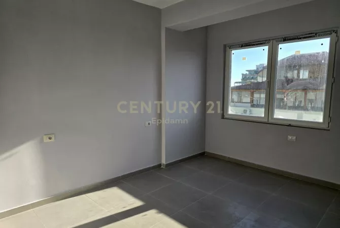 Shtepi ne shitje 2+1 ne Durres - 115,000 Euro