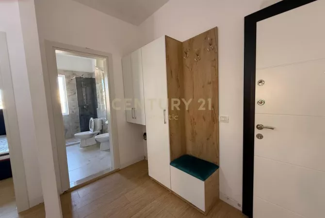 Shtepi ne shitje Apartament ne Durres, 2+1, Mobilimi E mobiluar, Pagesa 125,000  Euro.