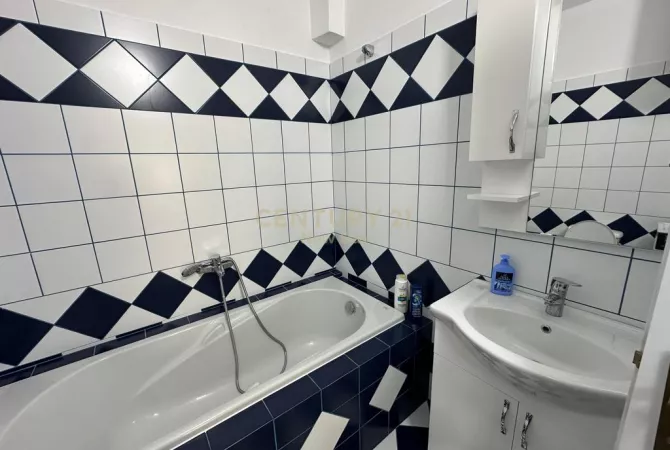 Shtepi ne shitje Apartament ne Durres, 2+1, Mobilimi E mobiluar, Pagesa 225,000  Euro.