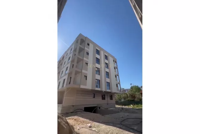 Shtepi ne shitje 1+1 ne Durres - 64,000 Euro