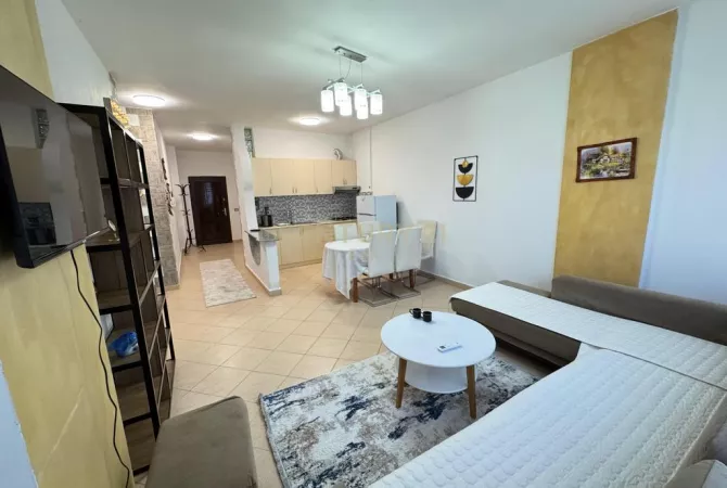 Shtepi ne shitje Apartament ne Durres, 2+1, Mobilimi E mobiluar, Pagesa 127,000  Euro.