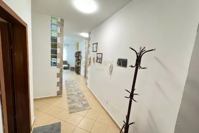 Shtepi ne shitje Apartament ne Durres, 2+1, Mobilimi E mobiluar, Pagesa 127,000  Euro.