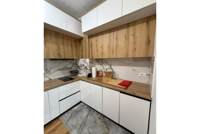 Shtepi ne shitje Apartament ne Durres, 2+1, Mobilimi E mobiluar, Pagesa 145,000  Euro.