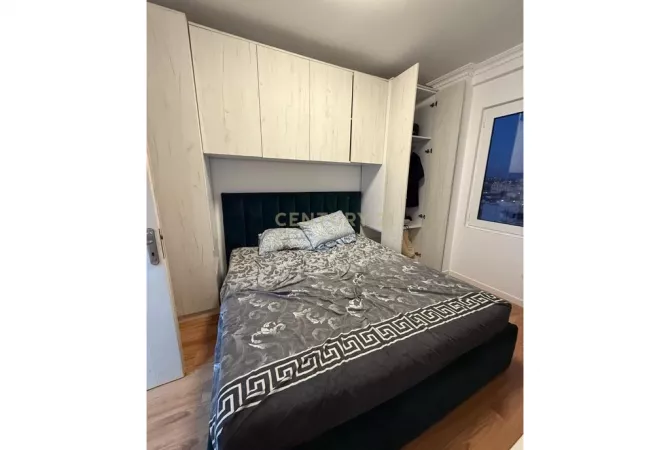 Shtepi ne shitje Apartament ne Durres, 2+1, Mobilimi E mobiluar, Pagesa 145,000  Euro.