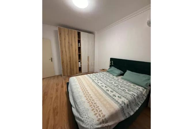 Shtepi ne shitje Apartament ne Durres, 2+1, Mobilimi E mobiluar, Pagesa 145,000  Euro.