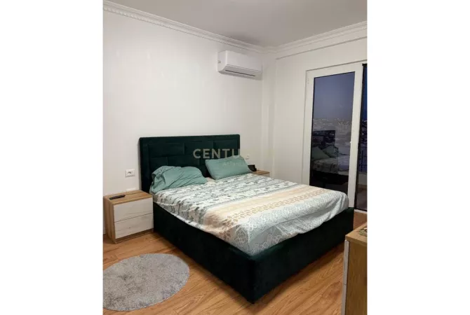 Shtepi ne shitje Apartament ne Durres, 2+1, Mobilimi E mobiluar, Pagesa 145,000  Euro.