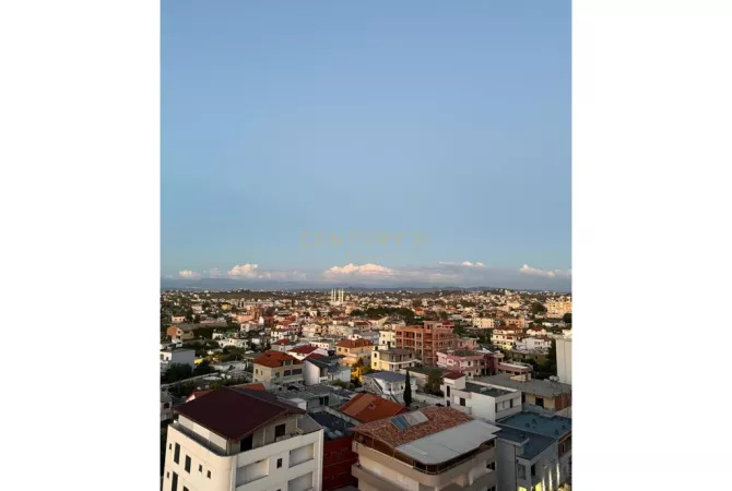 Shtepi ne shitje Apartament ne Durres, 2+1, Mobilimi E mobiluar, Pagesa 145,000  Euro.