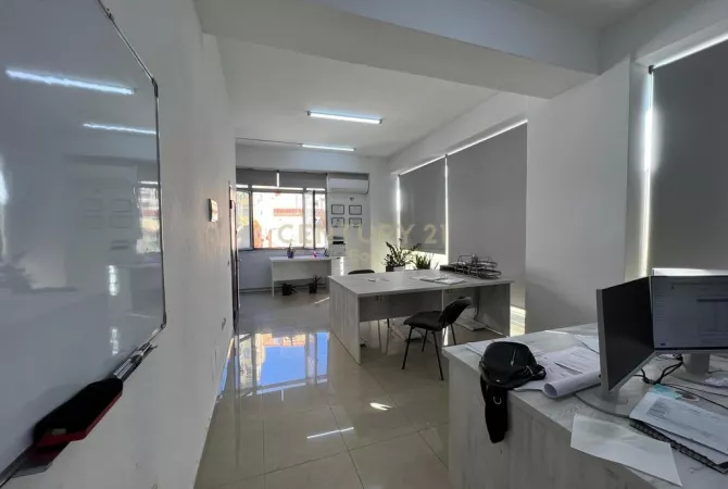 Ambient biznesi ne shitje 1+1 ne Durres - 100,000 Euro
