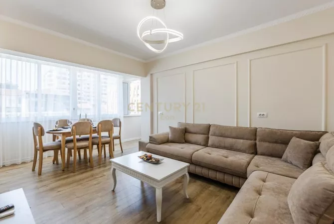 Shtepi ne shitje Apartament ne Durres, 2+1, Mobilimi E mobiluar, Pagesa 180,000  Euro.