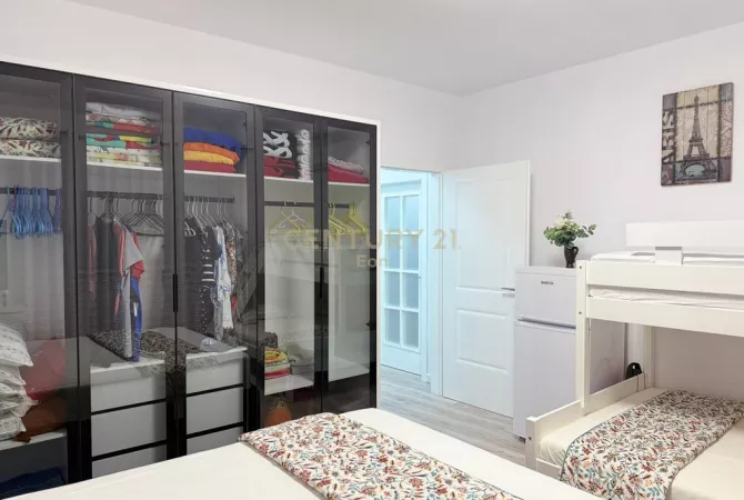 Shtepi ne shitje Apartament ne Durres, 1+1, Mobilimi E mobiluar, Pagesa 170,000  Euro.
