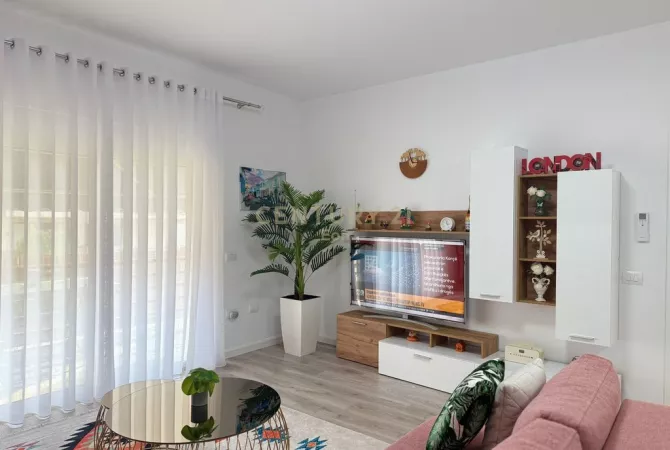 Shtepi ne shitje 1+1 ne Durres - 170,000 Euro