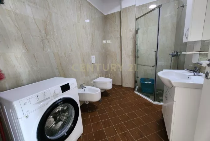 Shtepi ne shitje Apartament ne Durres, 1+1, Mobilimi E mobiluar, Pagesa 192,000  Euro.