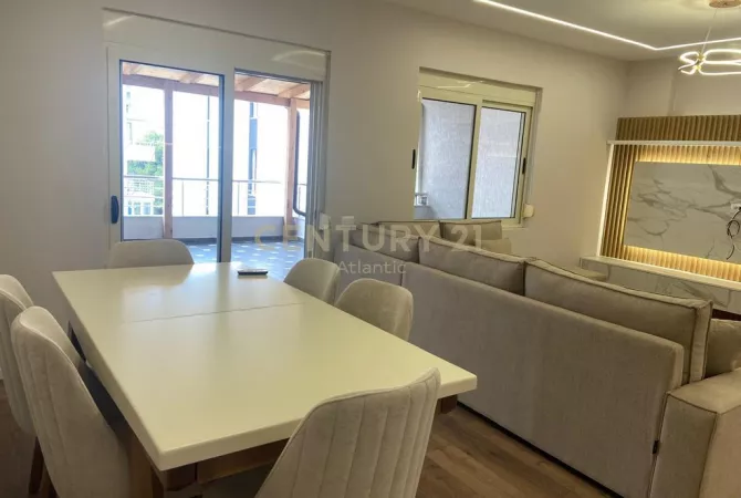 Shtepi ne shitje Apartament ne Durres, 1+1, Mobilimi E mobiluar, Pagesa 150,000  Euro.