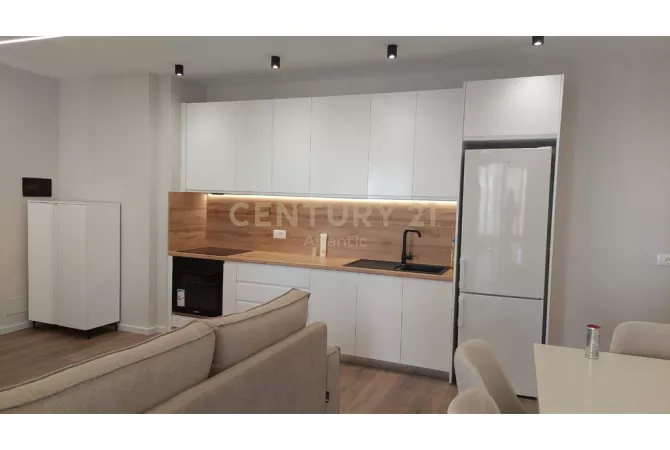 Shtepi ne shitje Apartament ne Durres, 1+1, Mobilimi E mobiluar, Pagesa 150,000  Euro.