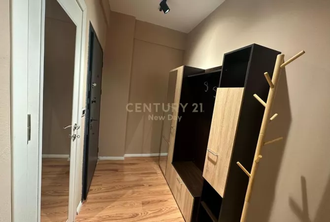 Shtepi ne shitje Apartament ne Durres, 2+1, Mobilimi E mobiluar, Pagesa 132,000  Euro.