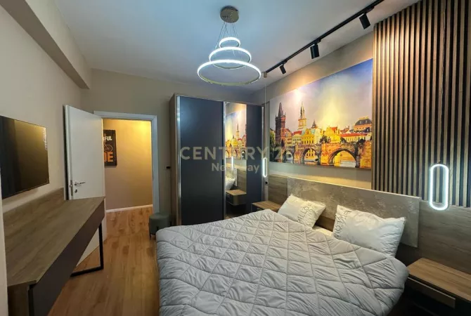 Shtepi ne shitje Apartament ne Durres, 2+1, Mobilimi E mobiluar, Pagesa 132,000  Euro.