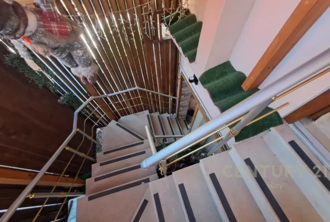 Shtepi ne shitje Shtepi Private ne Durres, 3+1, Mobilimi E mobiluar, Pagesa 300,000  Euro.