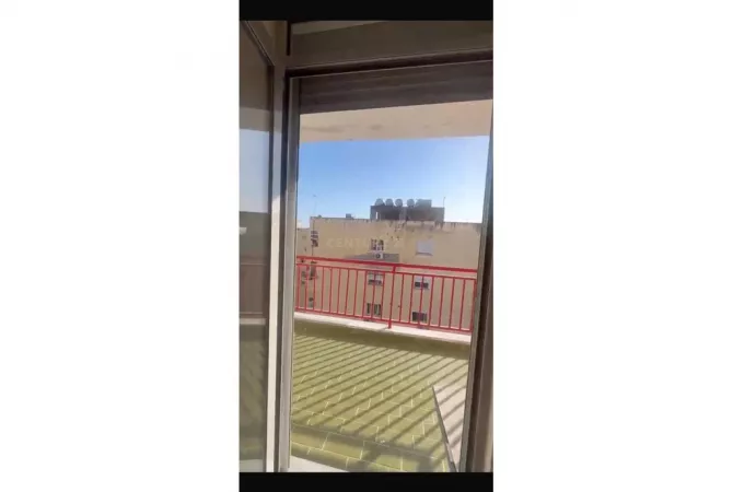 Shtepi ne shitje Apartament ne Durres, 2+1, Mobilimi Bosh, pa mobiluar, Pagesa 132,500  Euro.