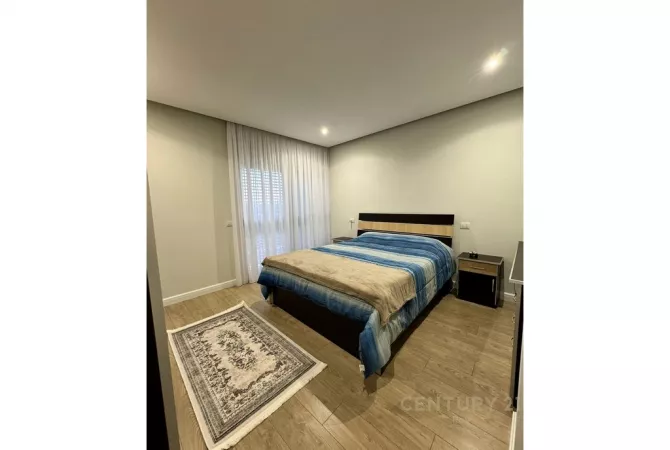 Shtepi ne shitje Apartament ne Durres, 2+1, Mobilimi E mobiluar, Pagesa 220,000  Euro.