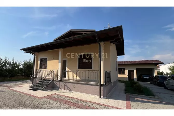 Casa in vendita 2+1 a Durazzo - 185,000 Euro